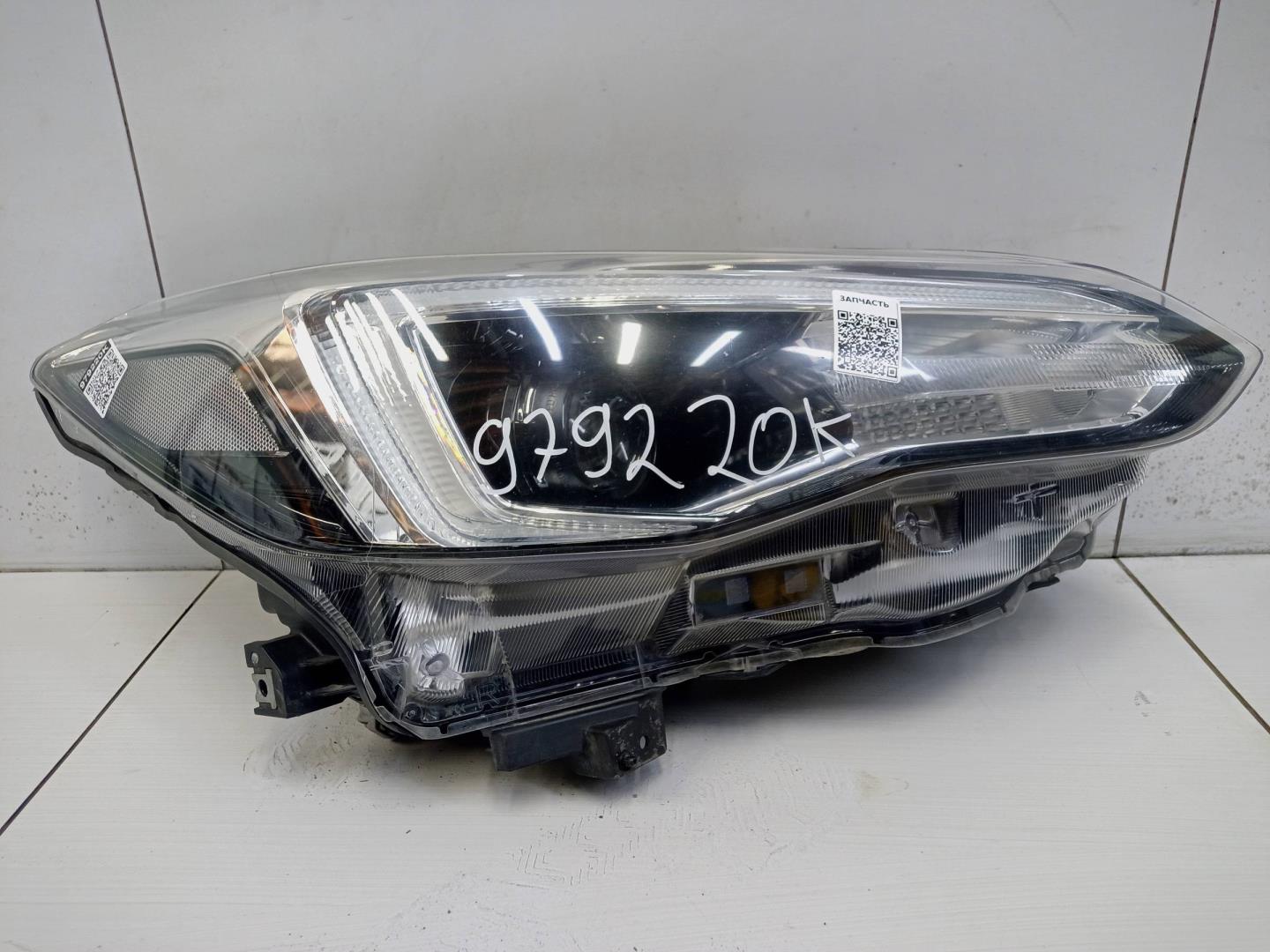 Фара правая