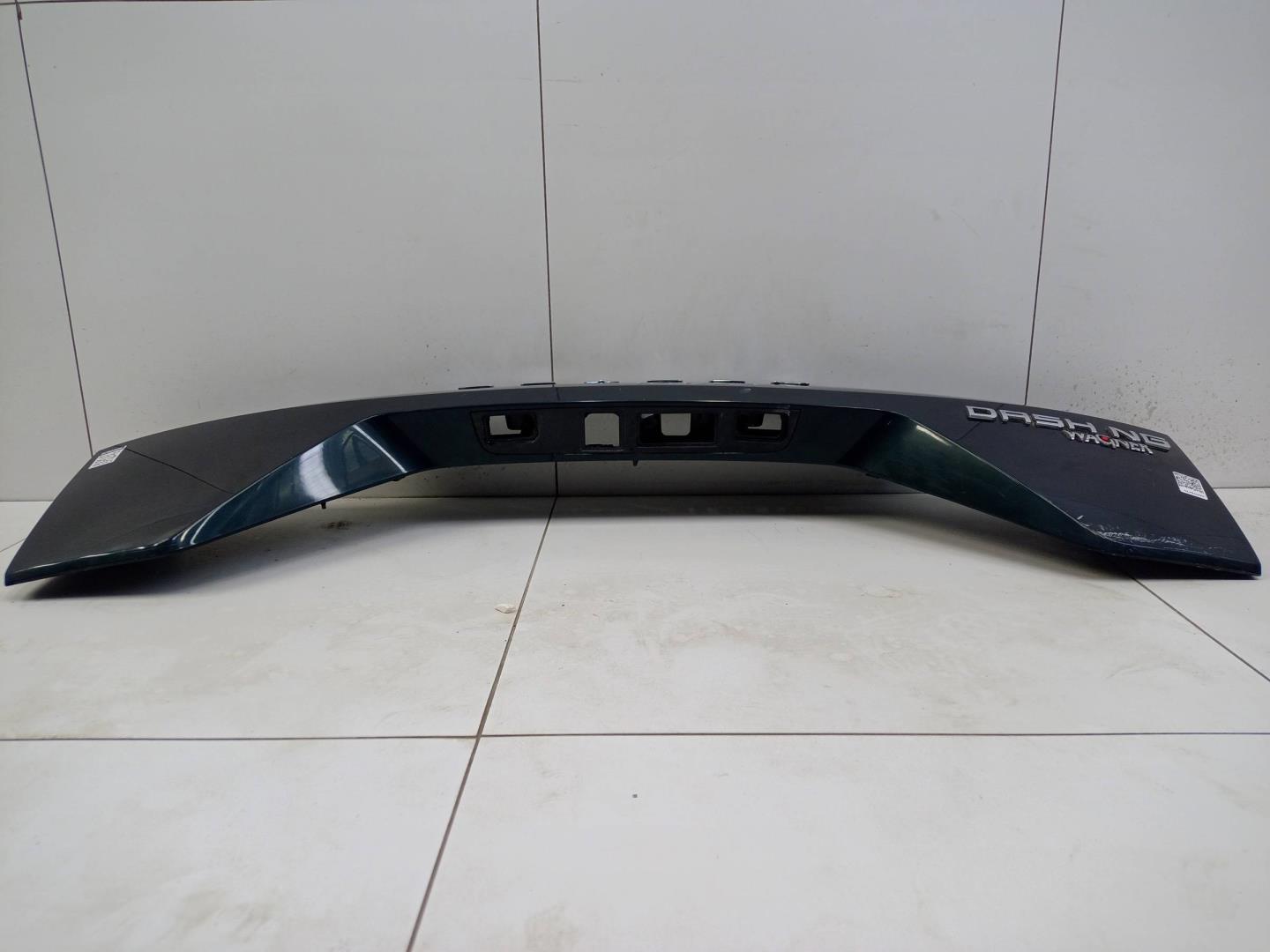 Накладка крышки багажника