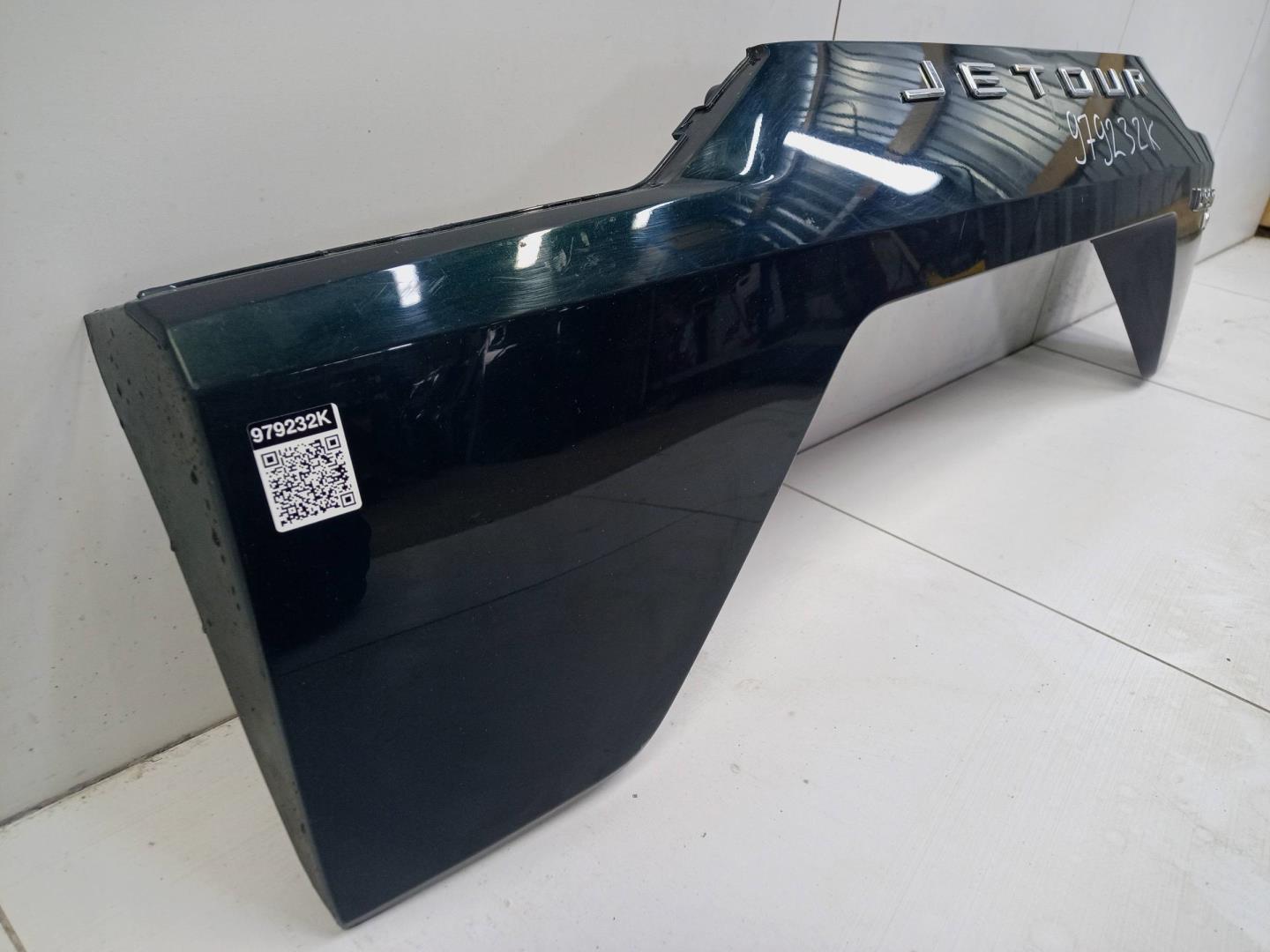 Накладка крышки багажника