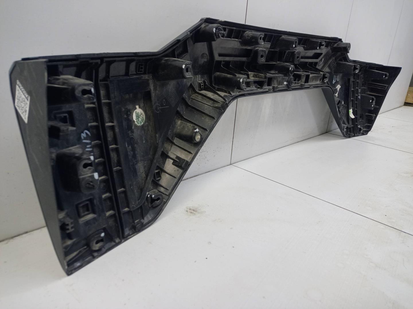 Накладка крышки багажника