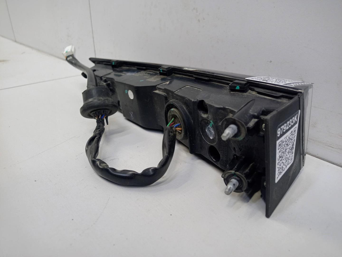 Фонарь задний внутренний левый