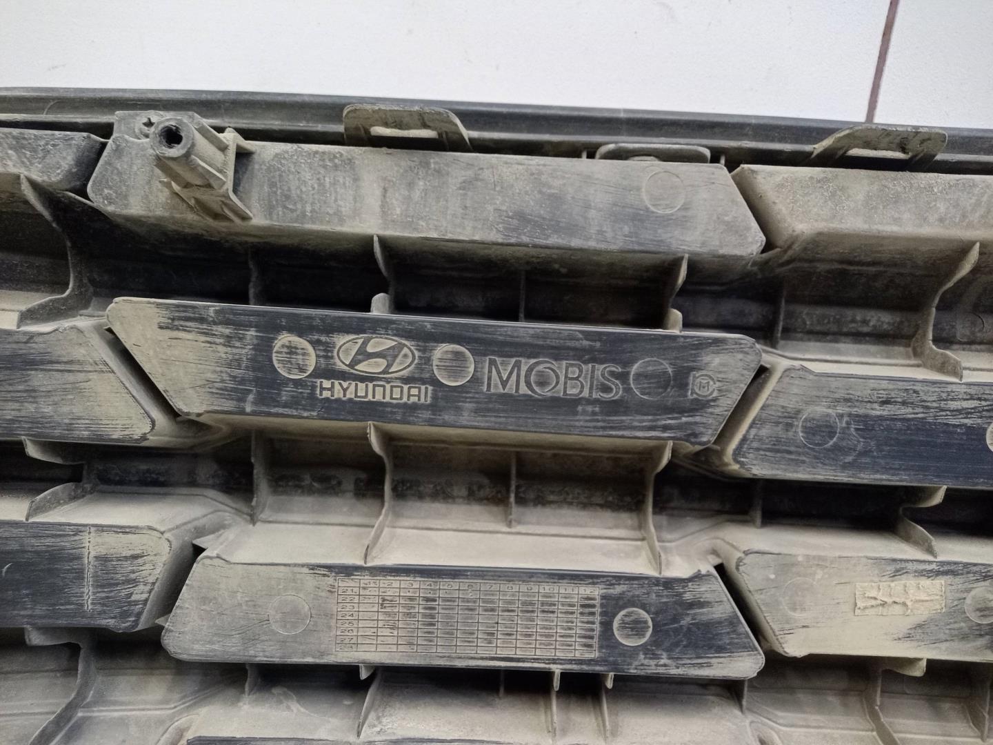 Решетка радиатора