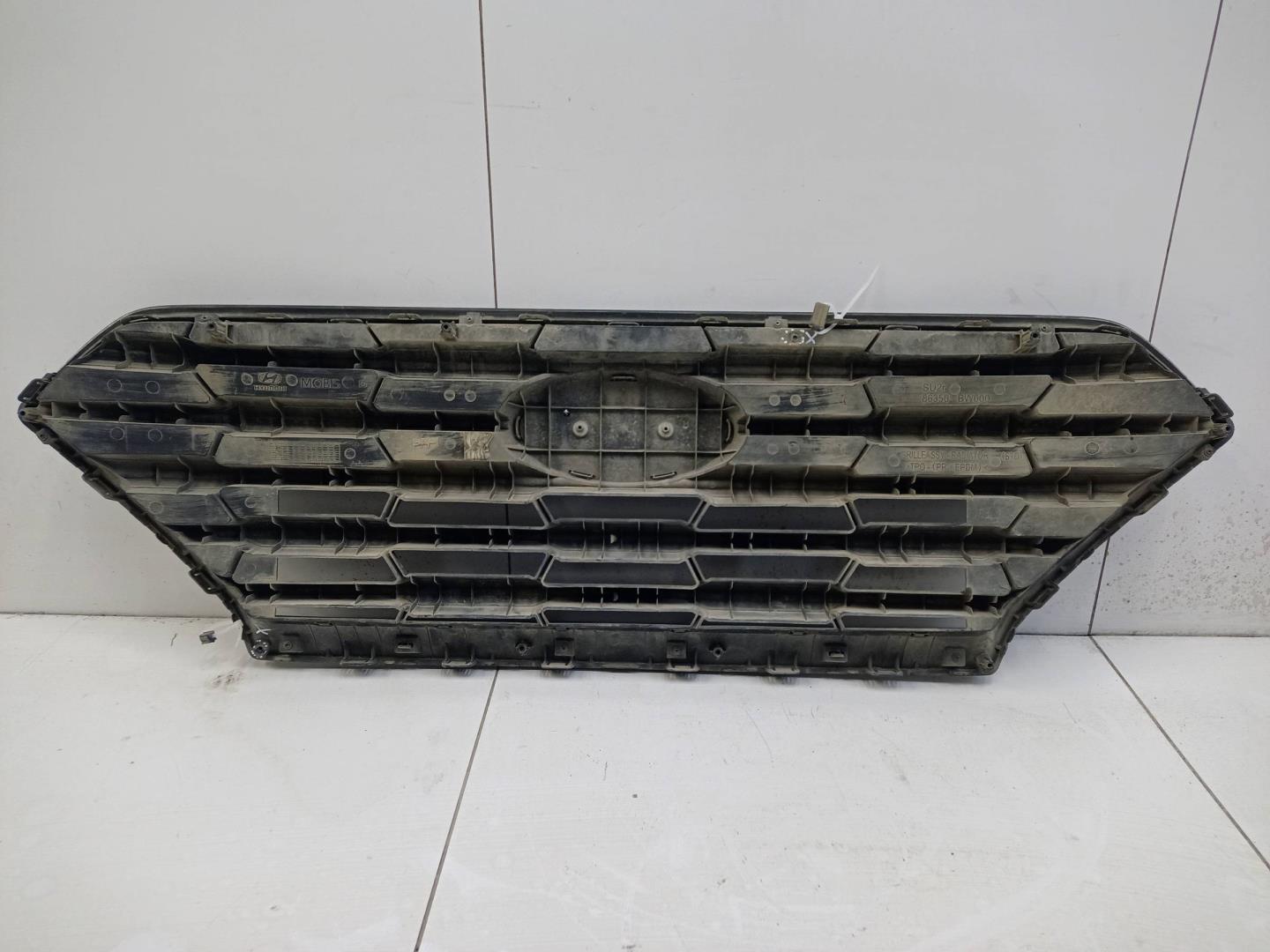 Решетка радиатора