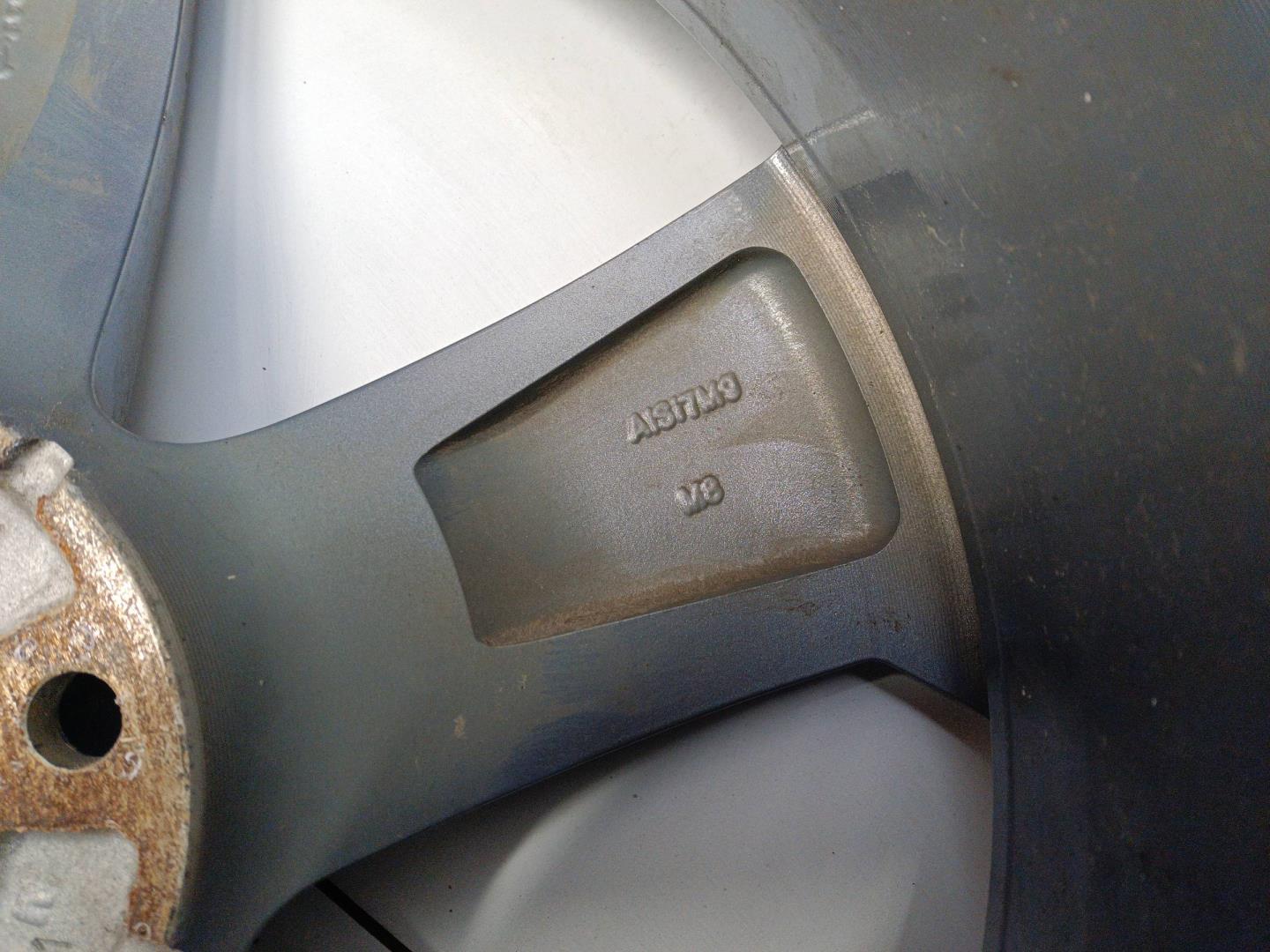 Диск колесный литой легкий сплав