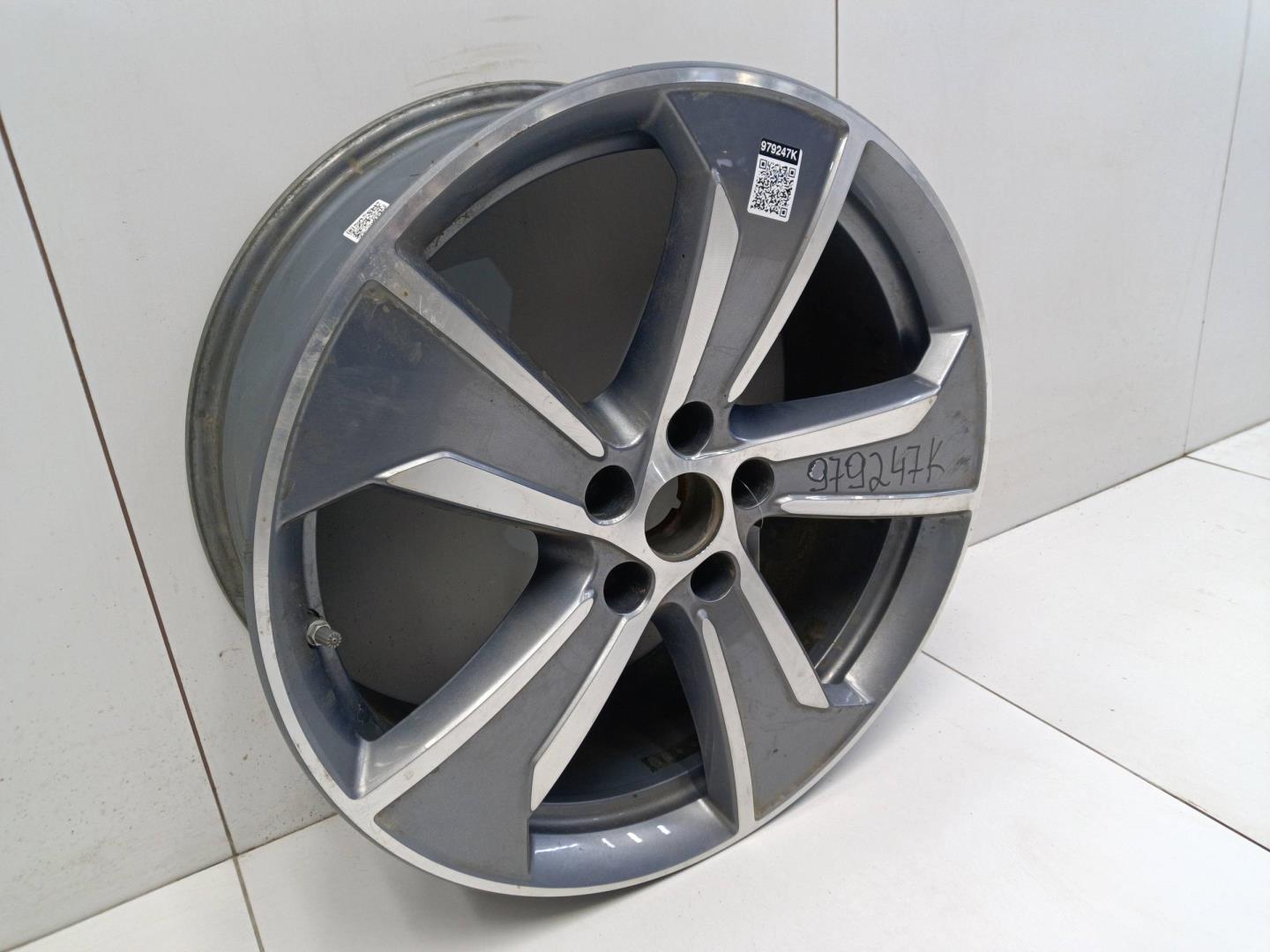 Диск колесный литой легкий сплав