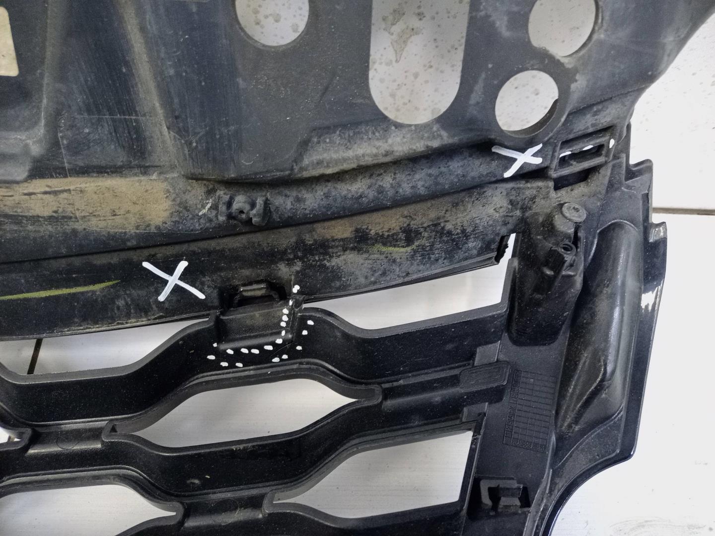 Решетка радиатора