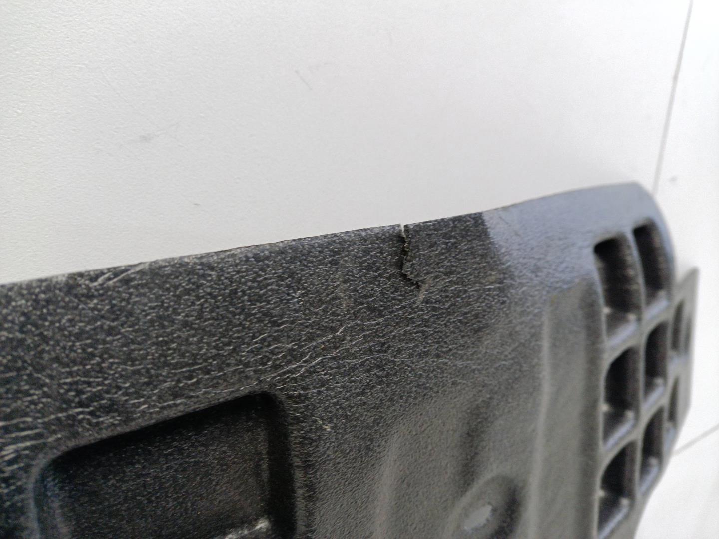 Пыльник двигателя