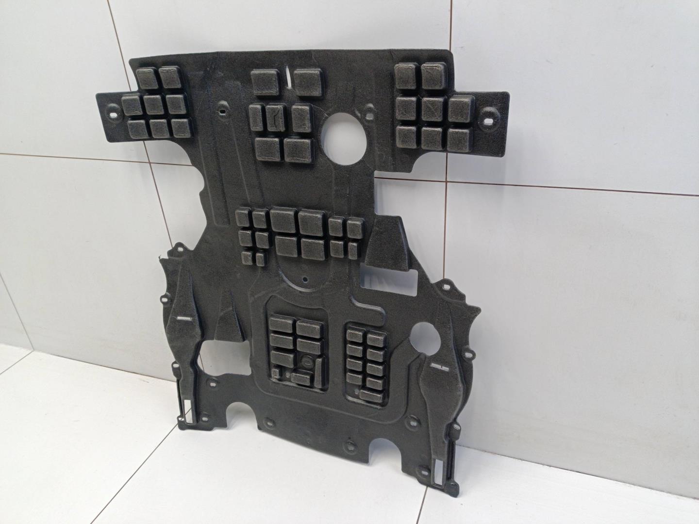 Пыльник двигателя