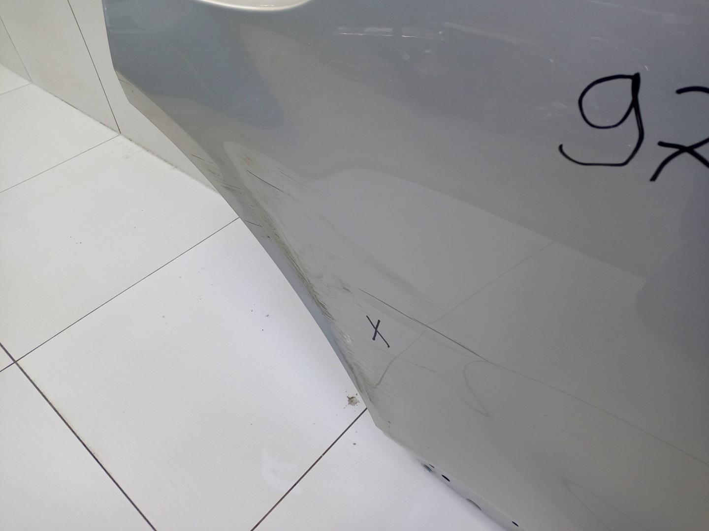 Дверь задняя правая