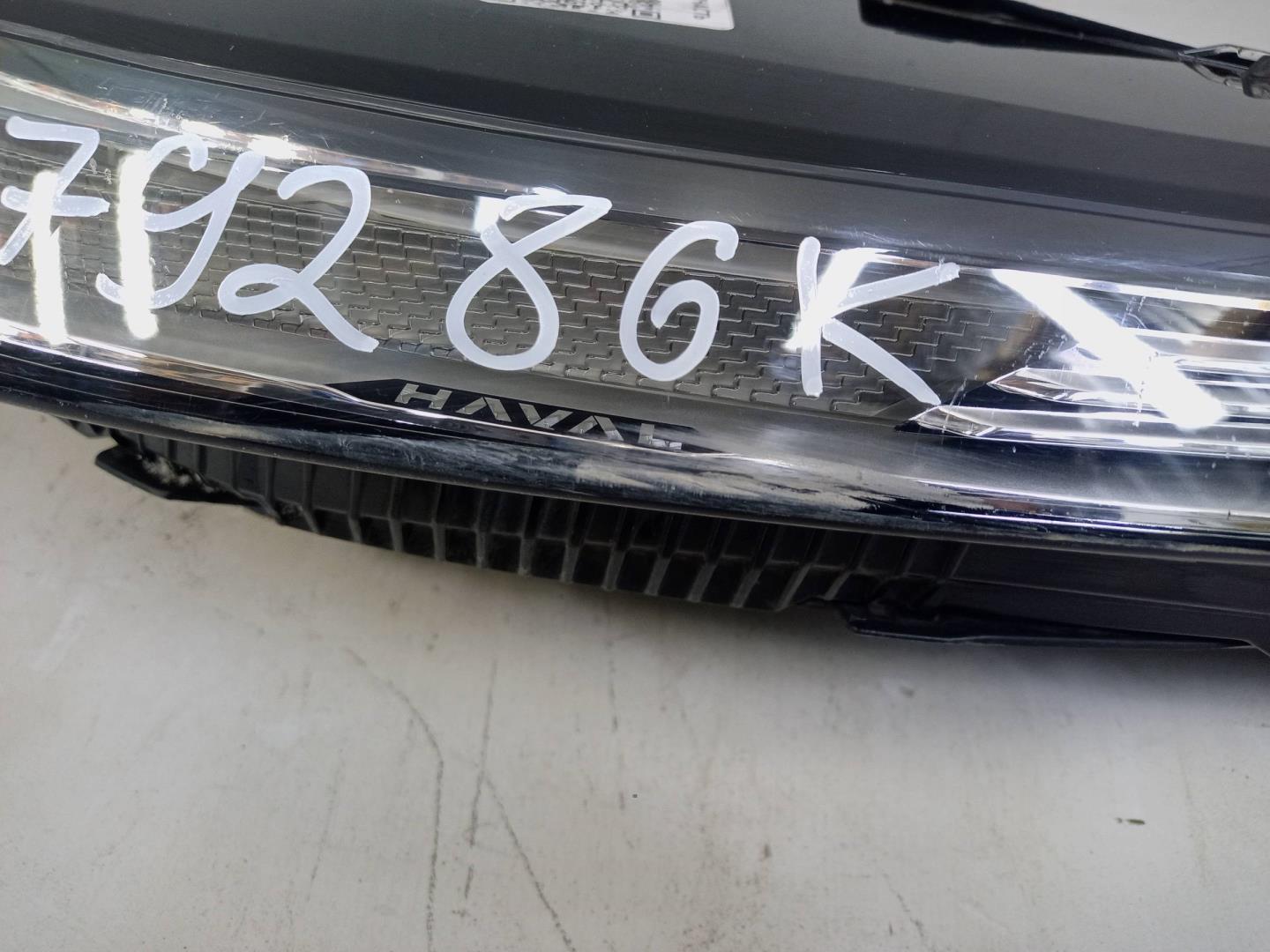 Фара дневного света левая (ходовые огни)