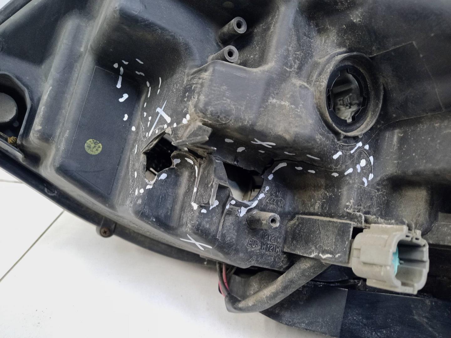 Фара правая