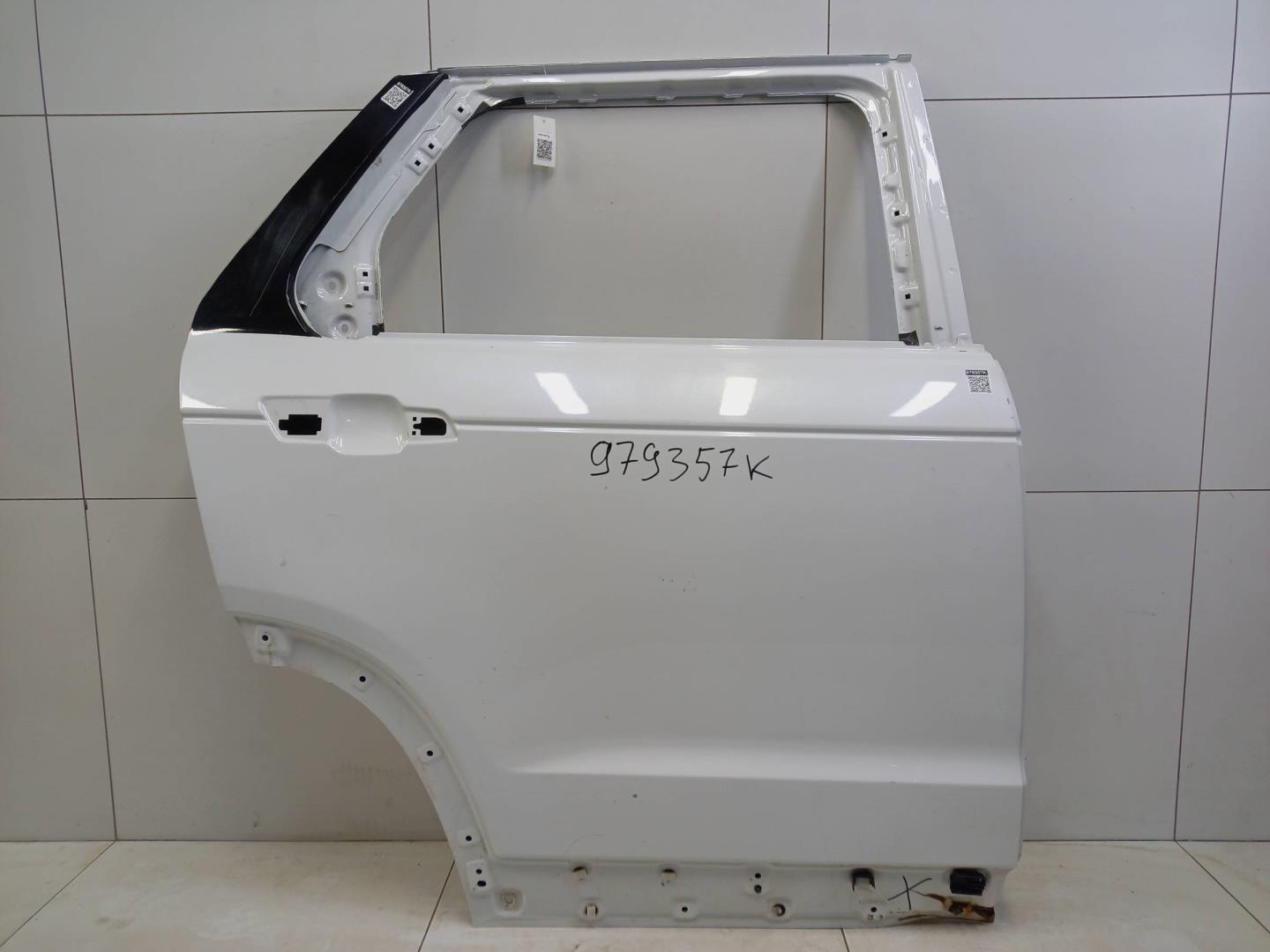 Дверь задняя правая