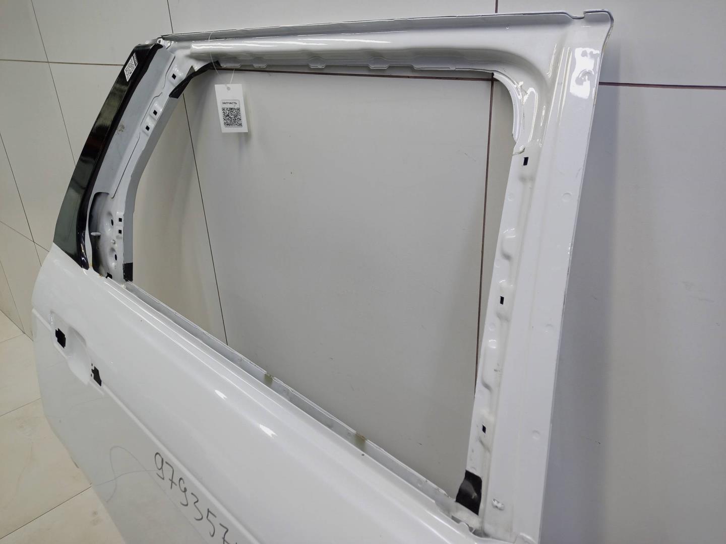Дверь задняя правая