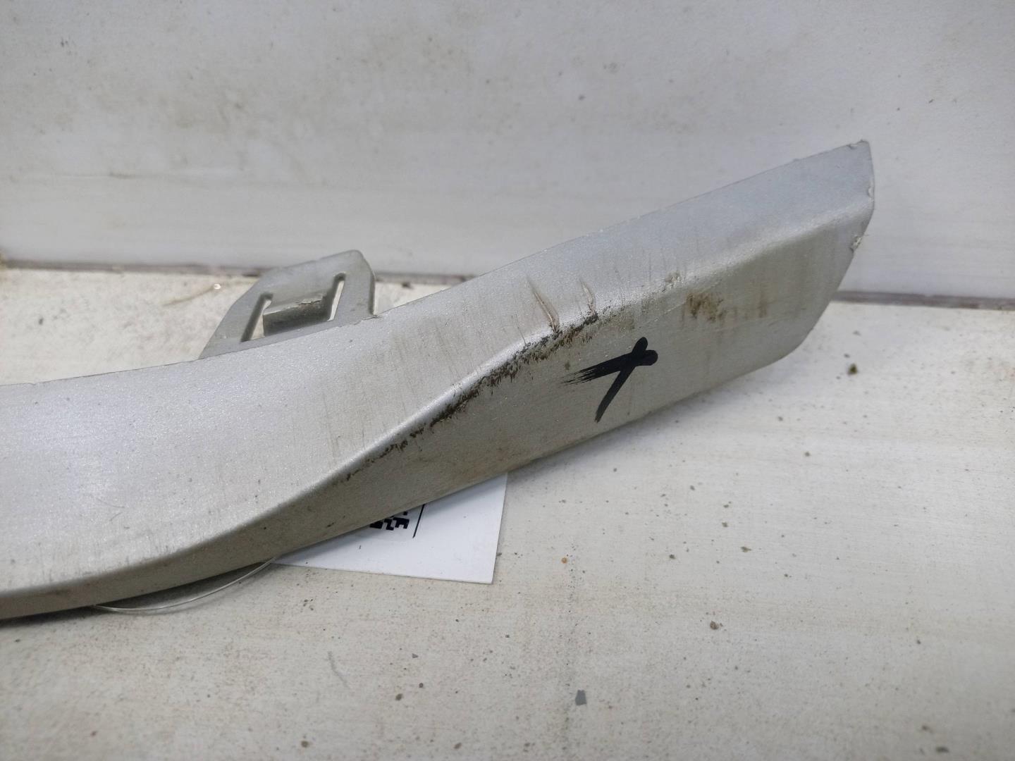 Накладка переднего бампера