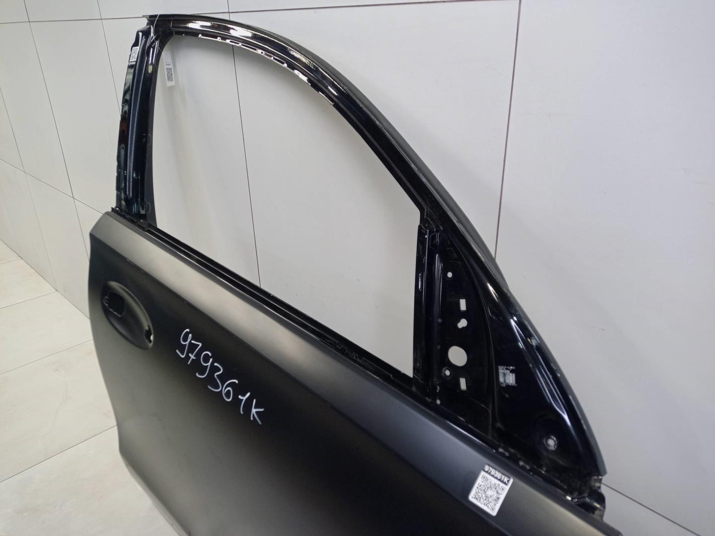 Дверь передняя правая