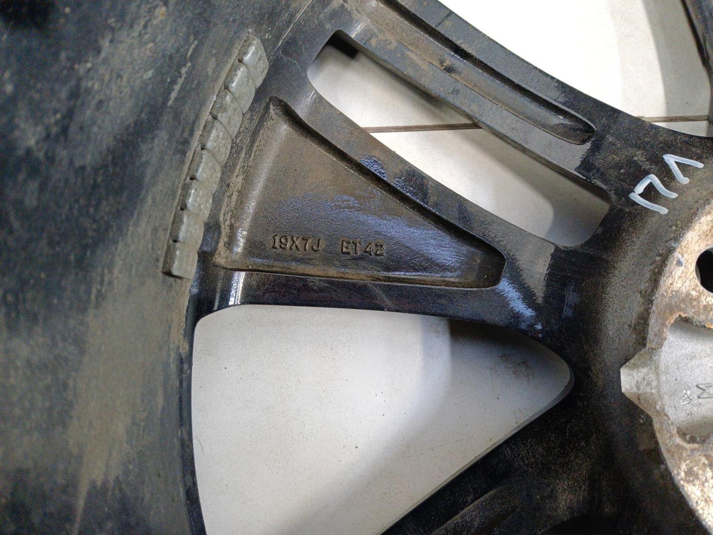 Диск колесный литой легкий сплав