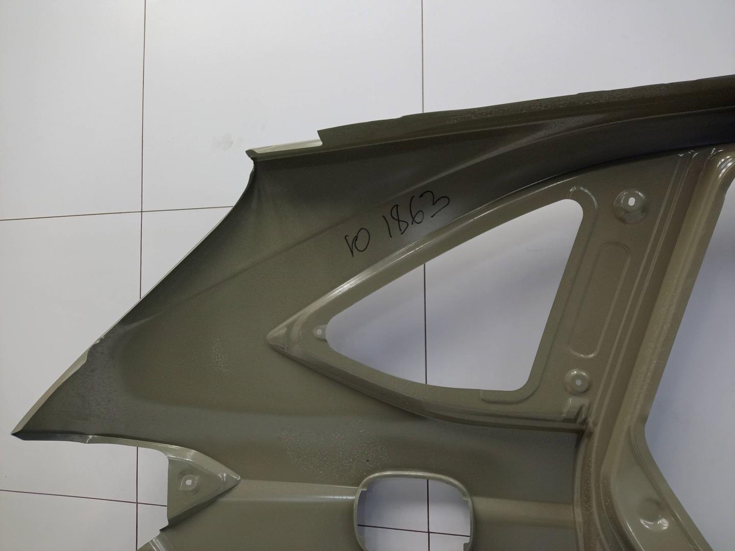 Кузовной элемент