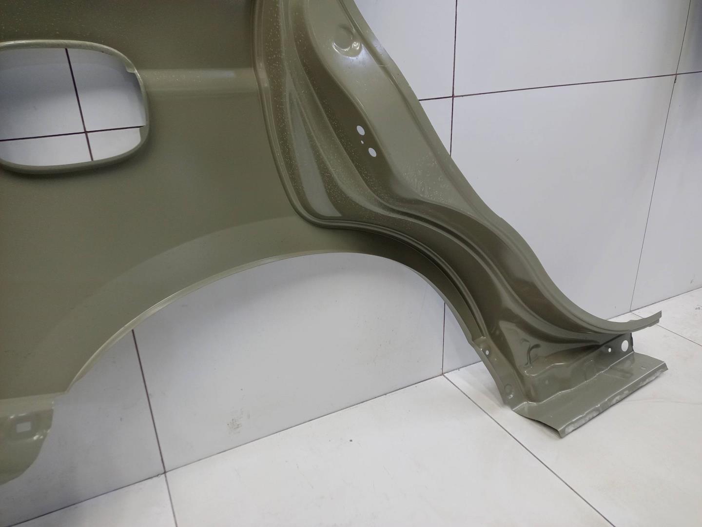 Кузовной элемент