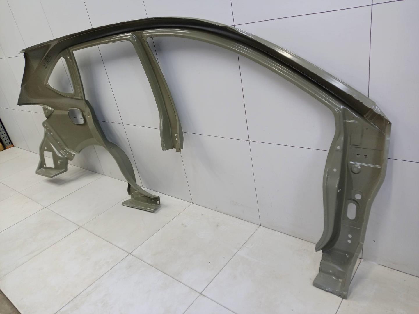 Кузовной элемент