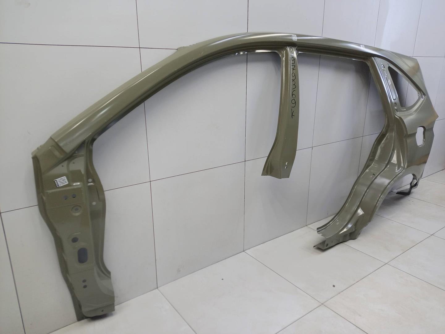 Кузовной элемент