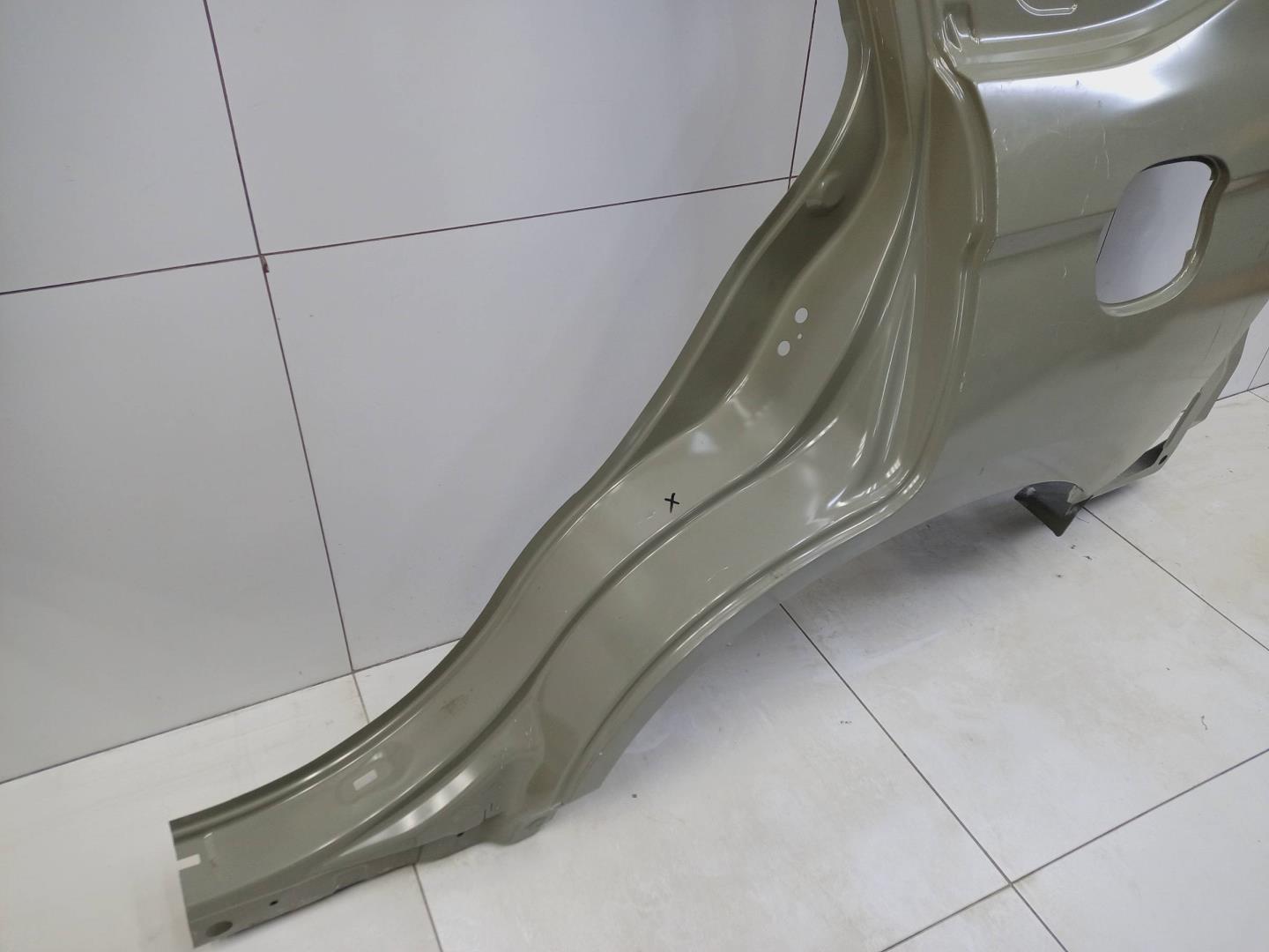 Кузовной элемент