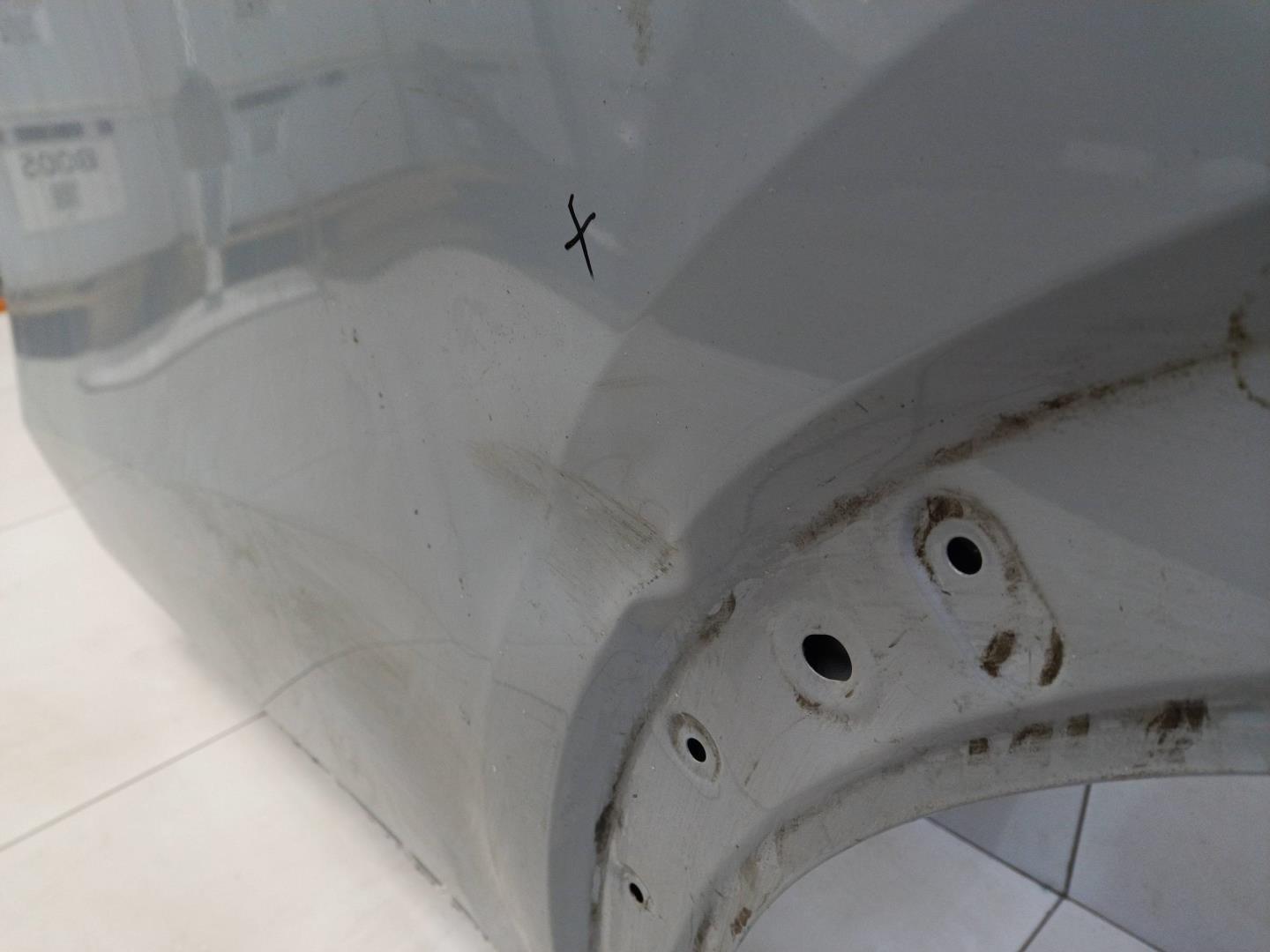 Дверь задняя левая