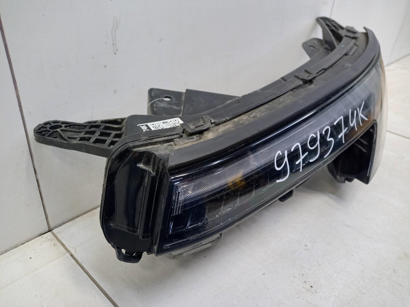 Фара дневного света левая (ходовые огни)