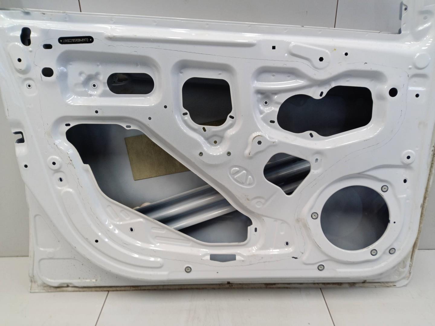 Дверь передняя левая