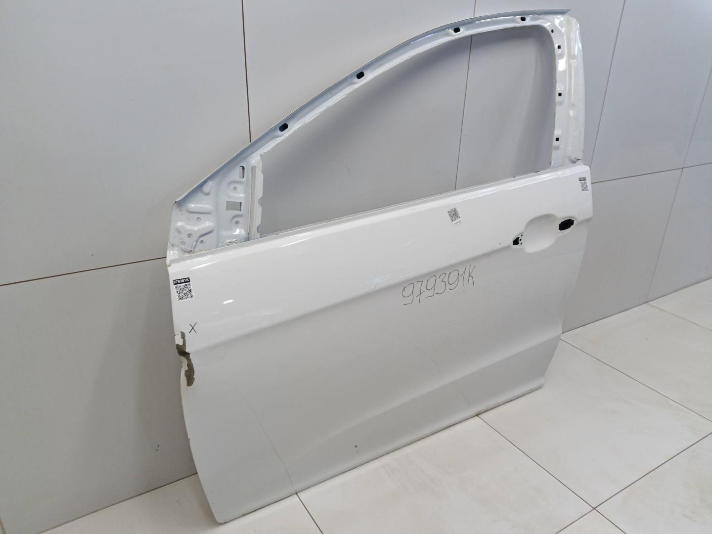 Дверь передняя левая