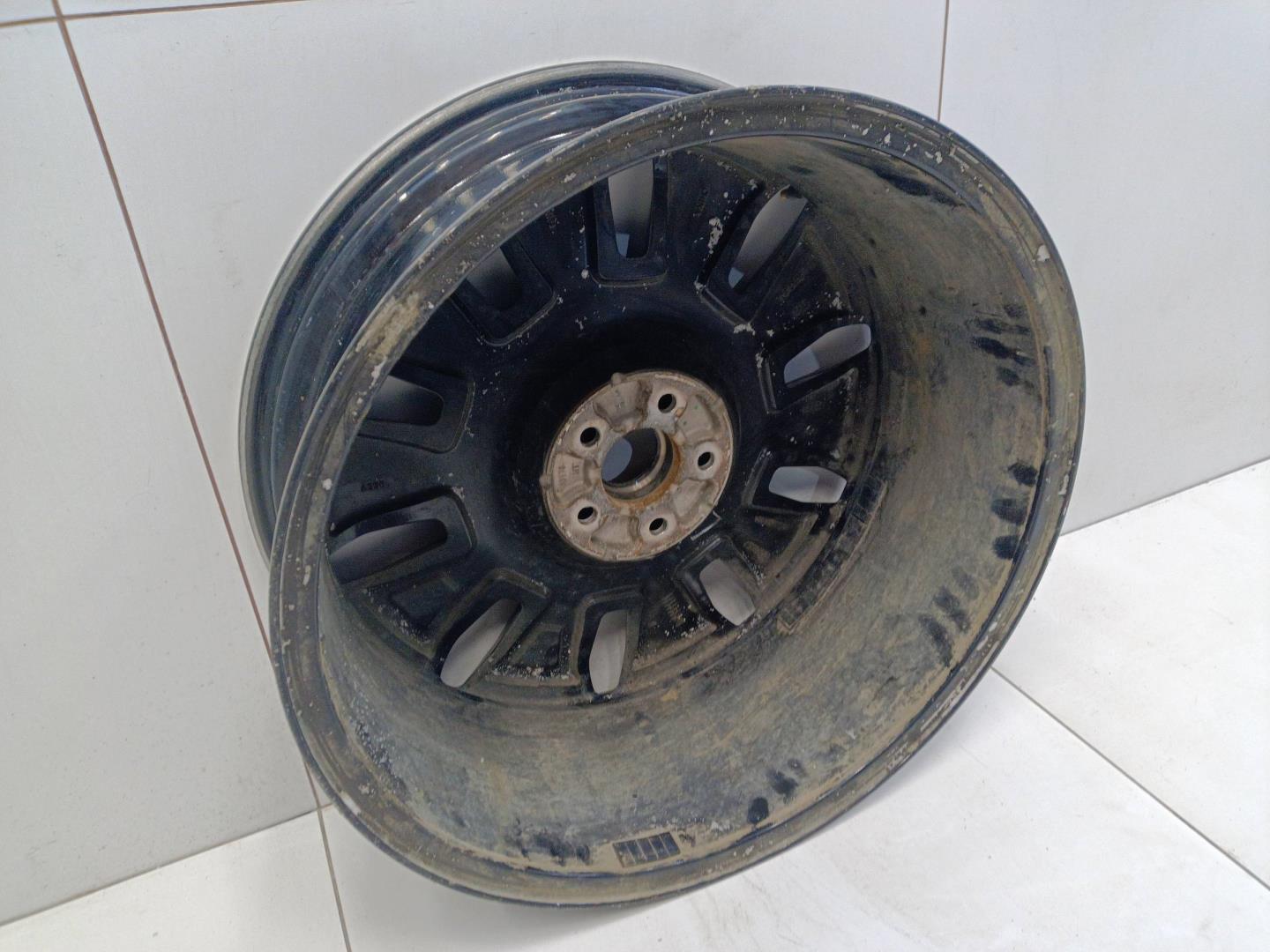 Диск колесный литой легкий сплав