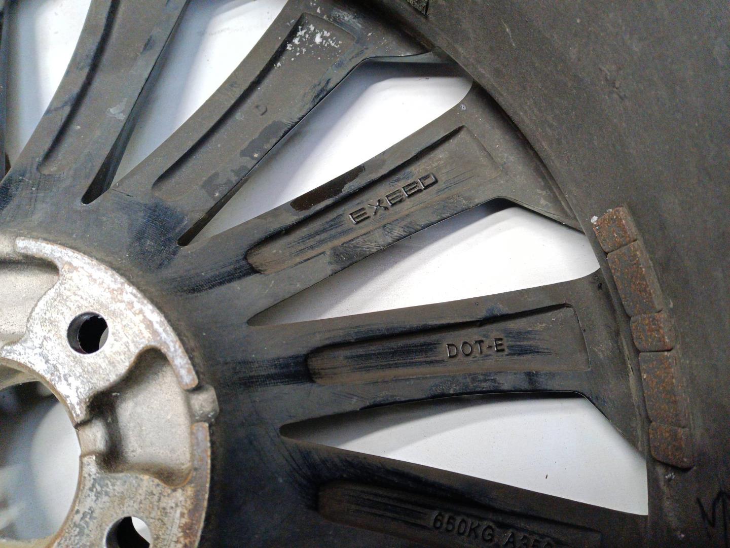 Диск колесный литой легкий сплав