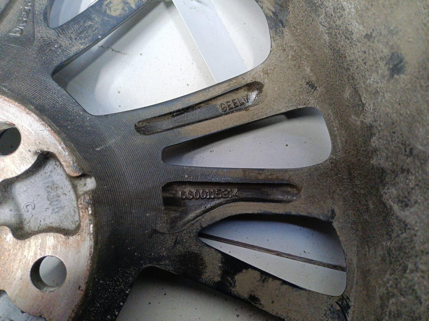 Диск колесный литой легкий сплав