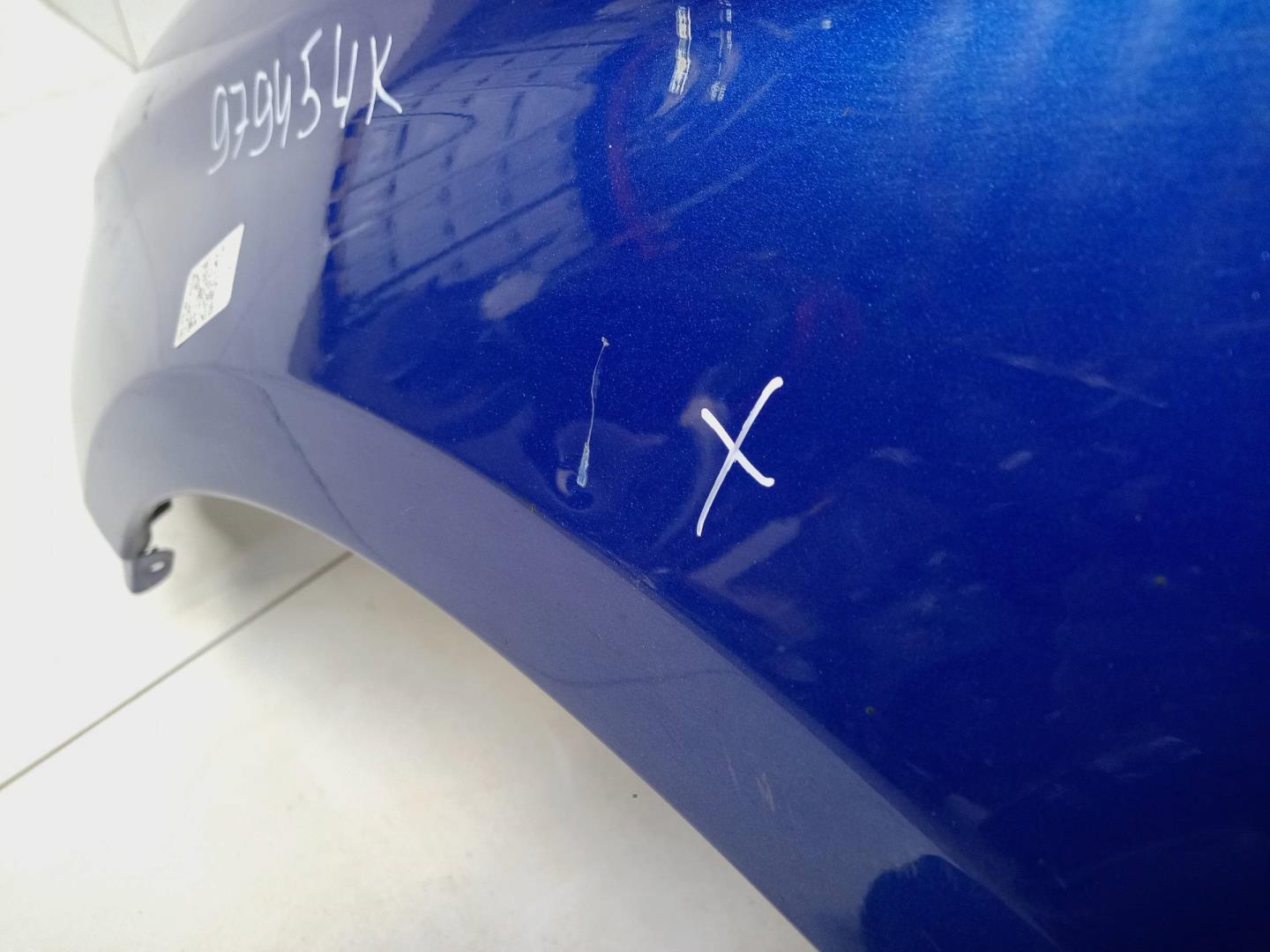 Крыло переднее левое