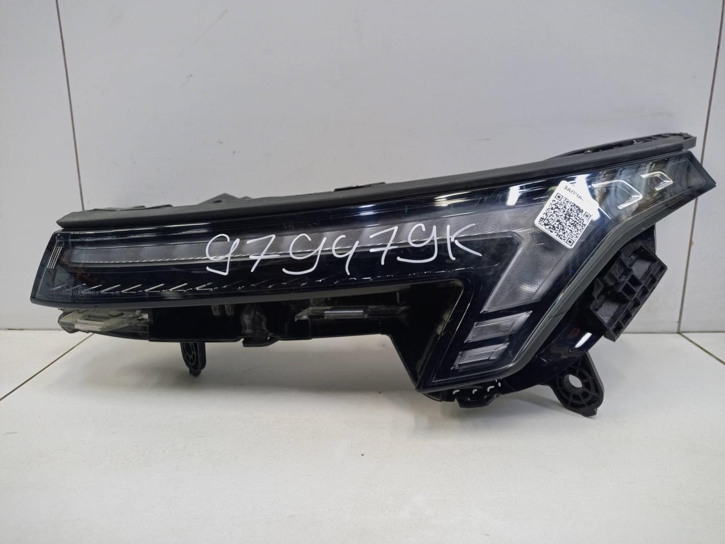 Фара дневного света левая (ходовые огни)