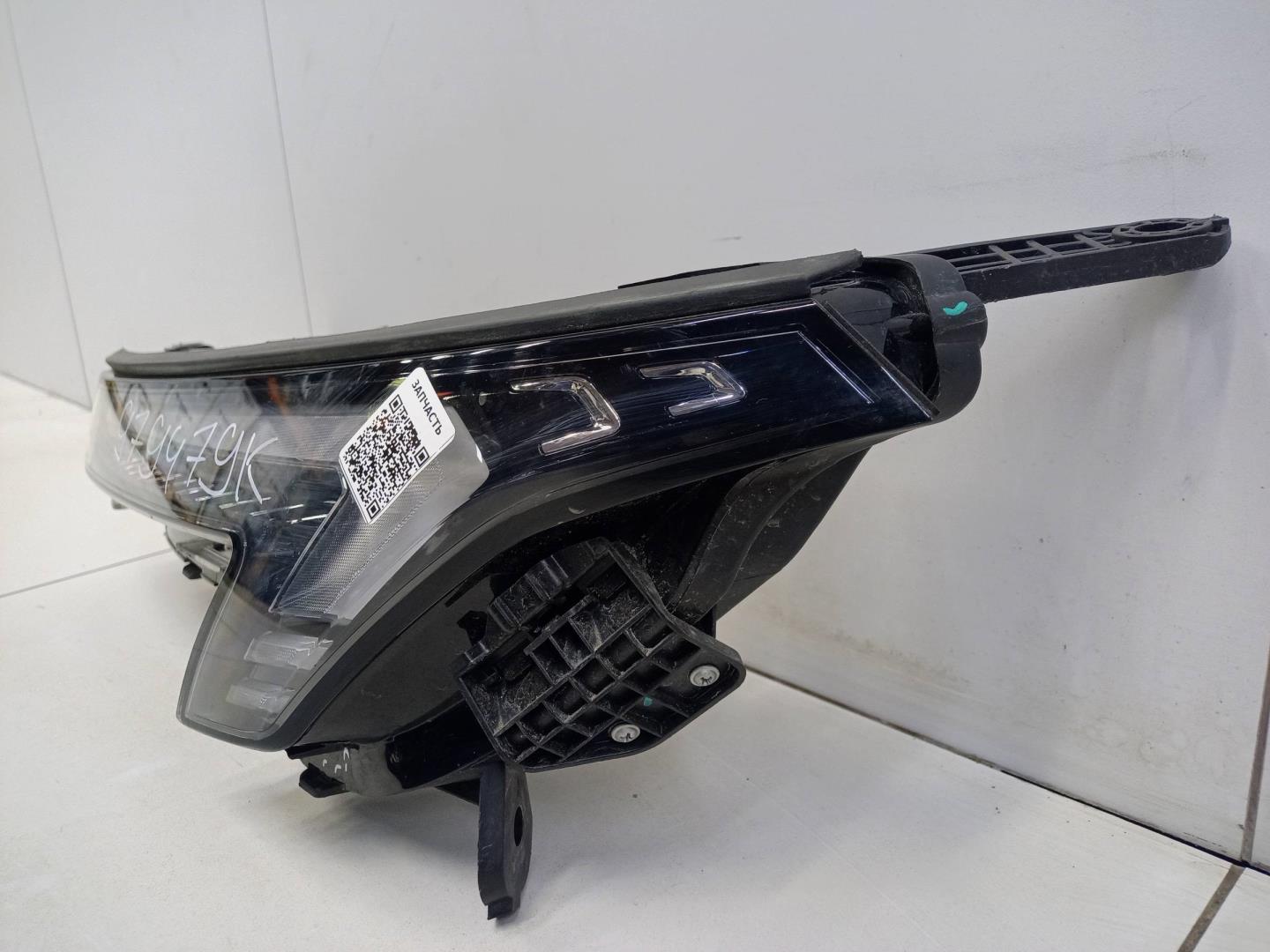 Фара дневного света левая (ходовые огни)