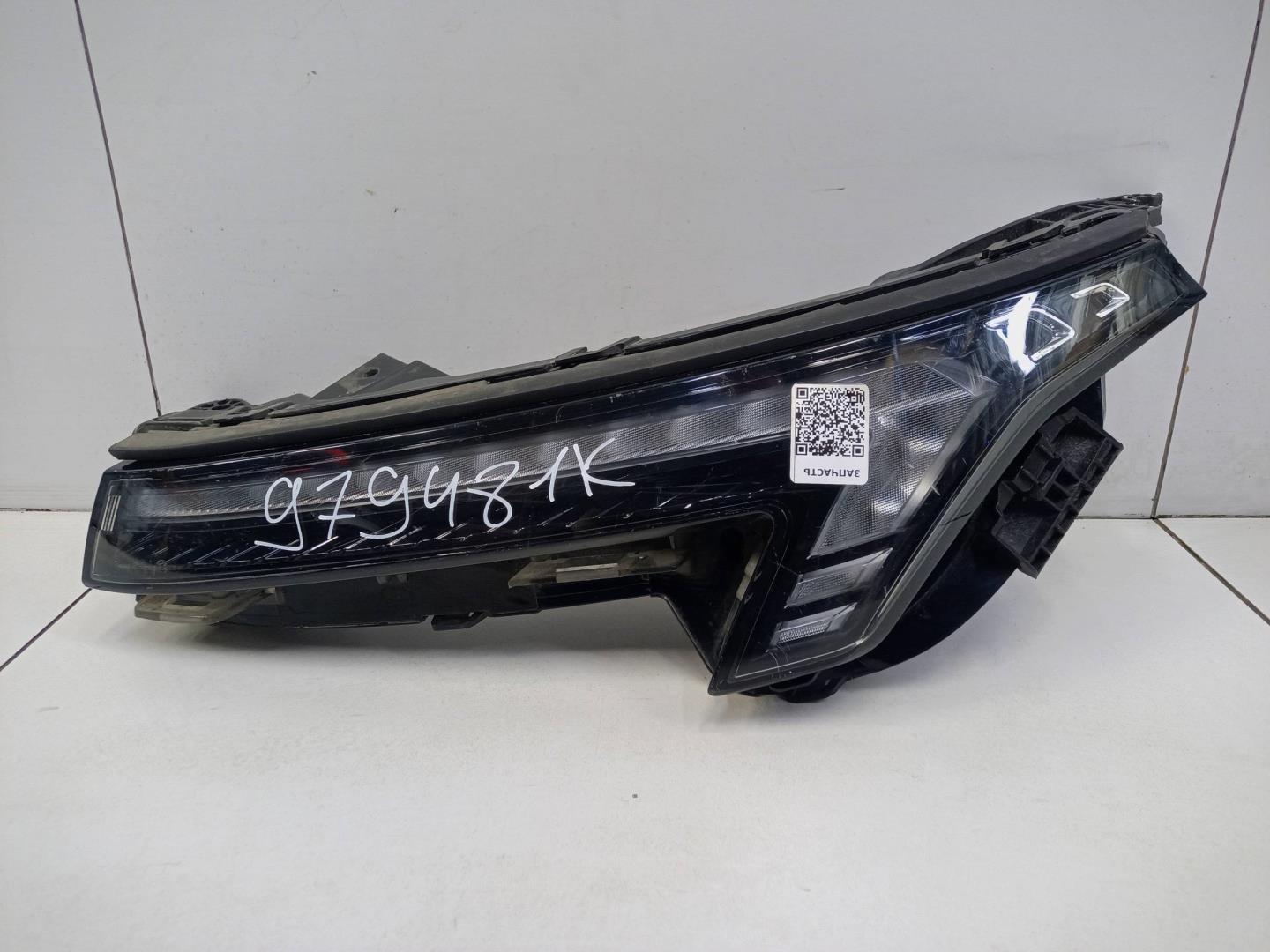 Фара дневного света левая (ходовые огни)