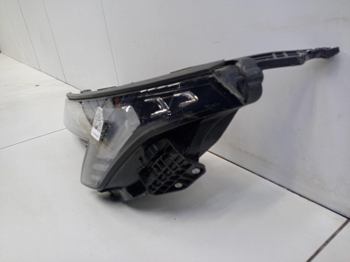 Фара дневного света левая (ходовые огни)