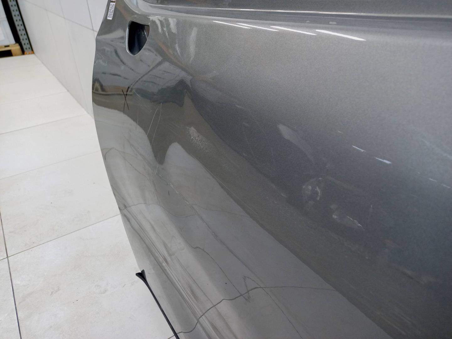 Дверь передняя левая