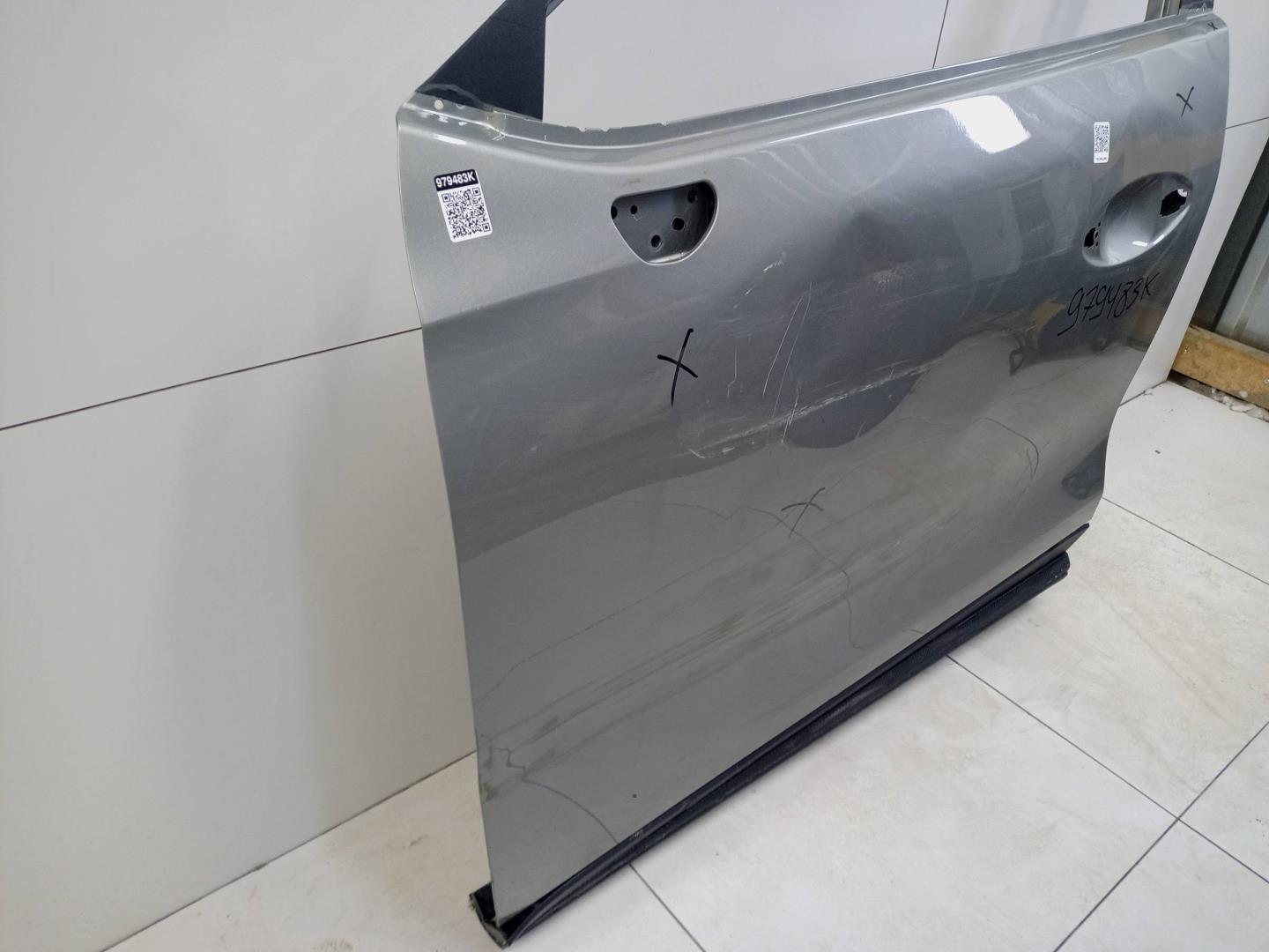 Дверь передняя левая