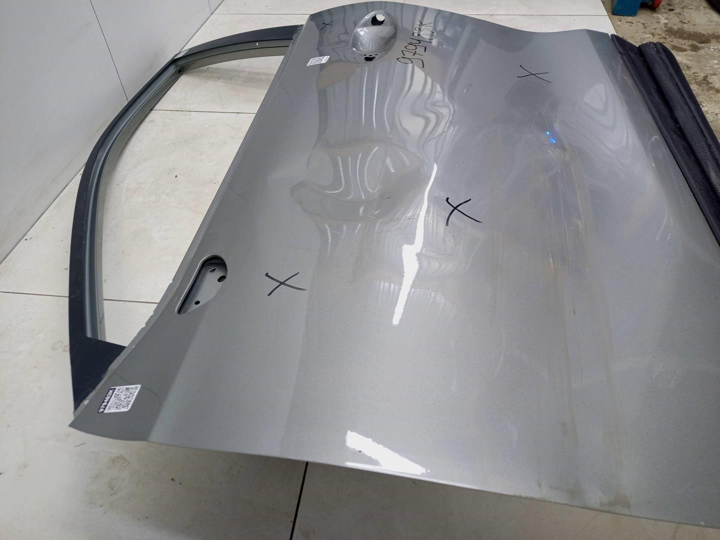 Дверь передняя левая