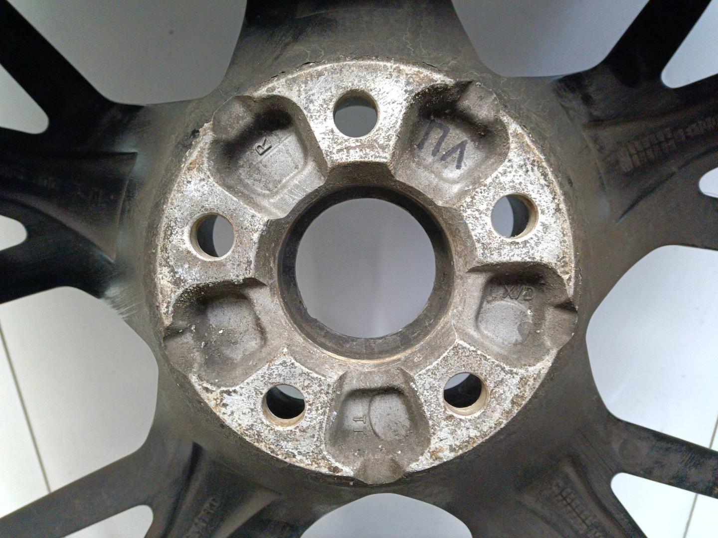 Диск колесный литой легкий сплав