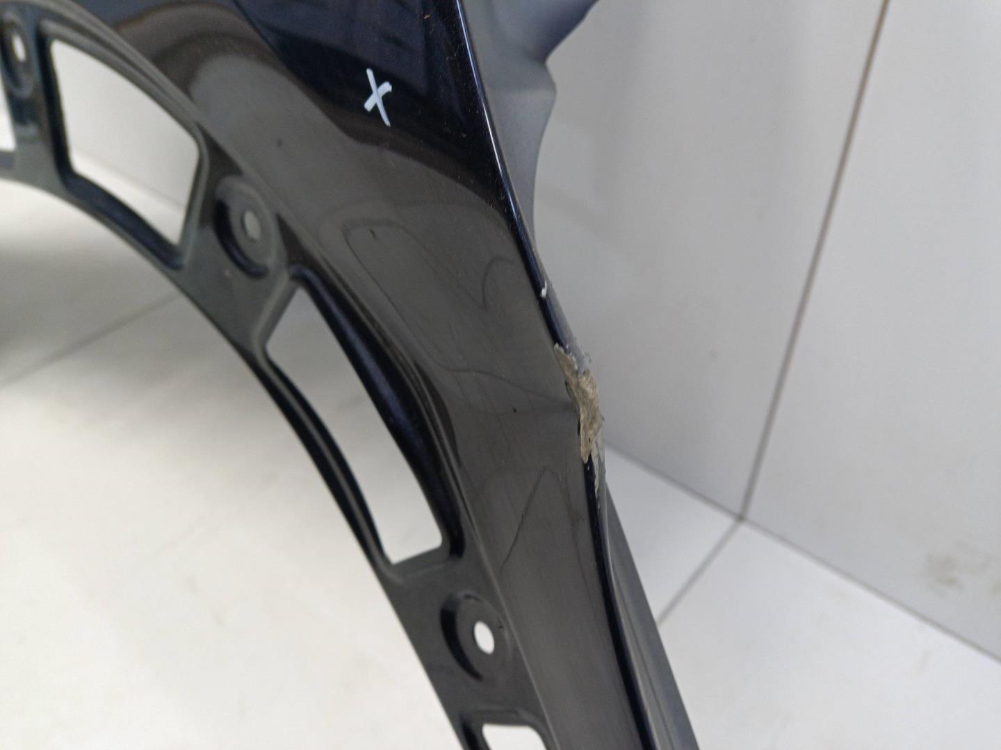 Крыло переднее левое