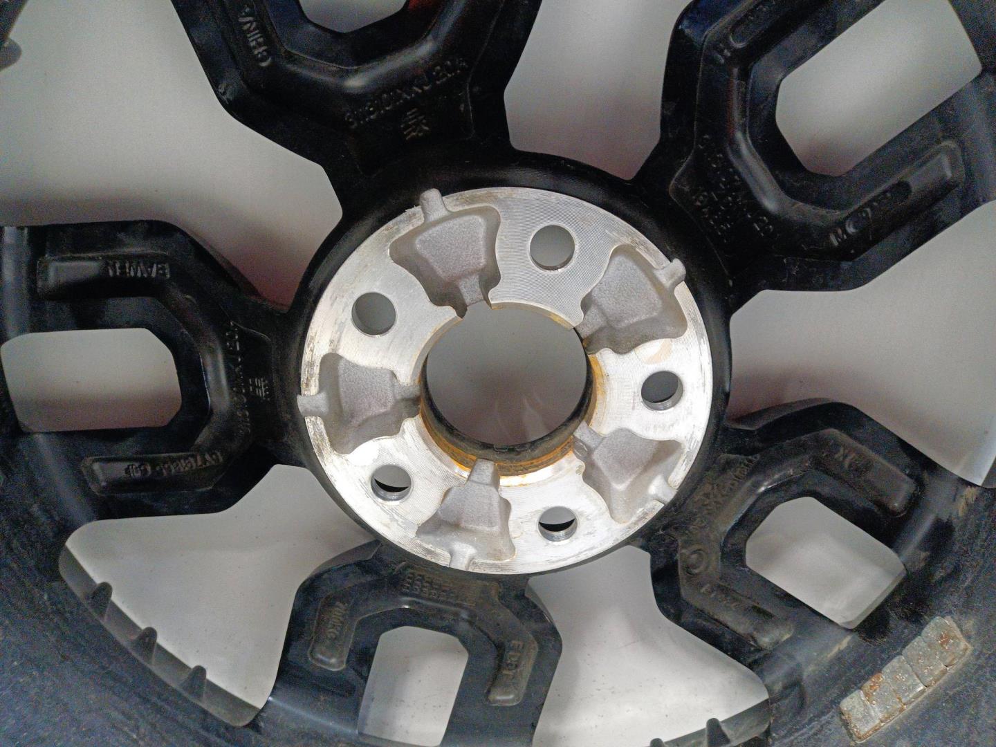 Диск колесный литой легкий сплав