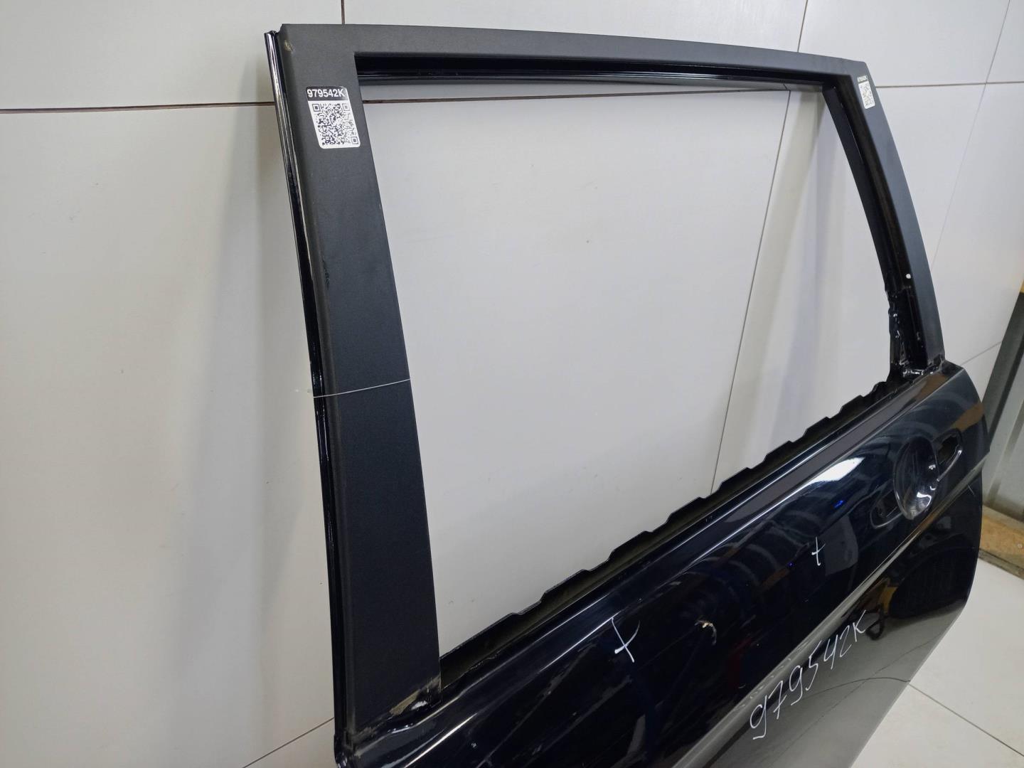 Дверь задняя левая