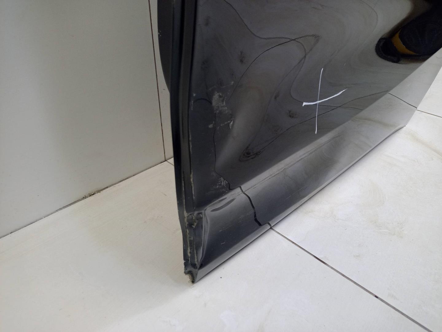 Дверь задняя левая