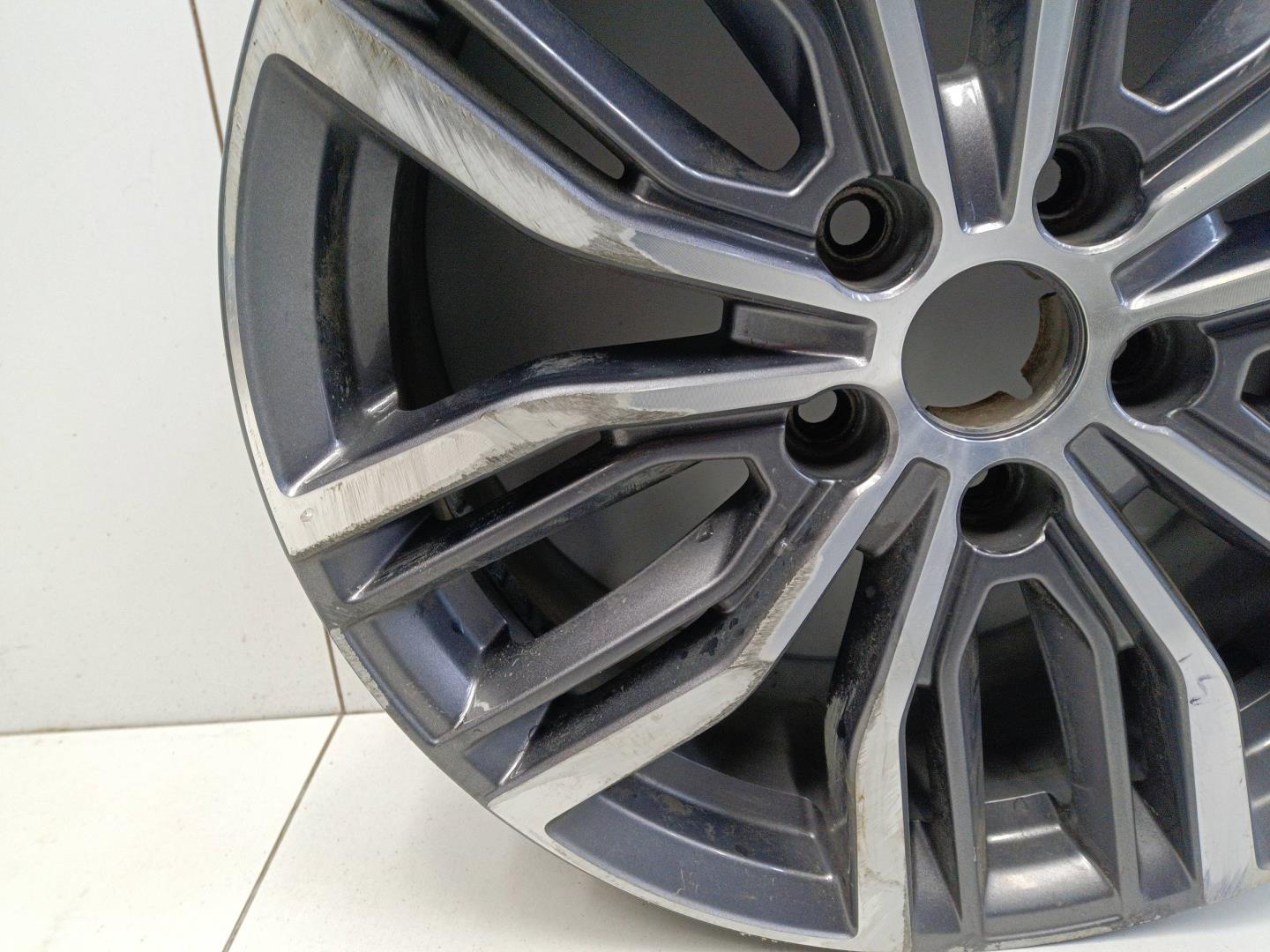 Диск колесный литой легкий сплав