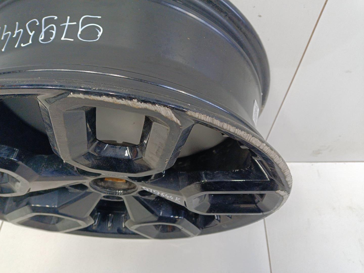 Диск колесный литой легкий сплав