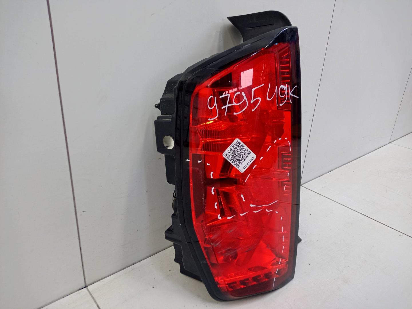 Фонарь задний левый