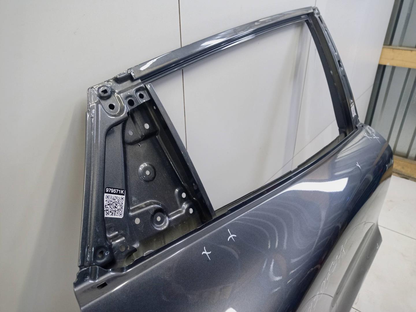 Дверь задняя правая