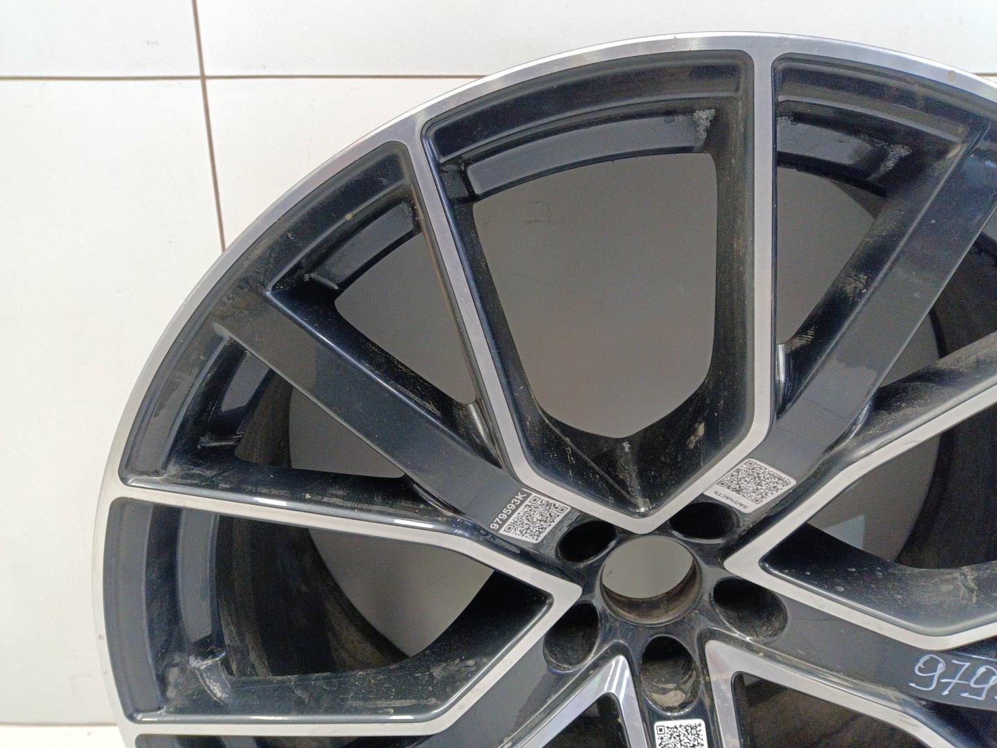 Диск колесный литой легкий сплав